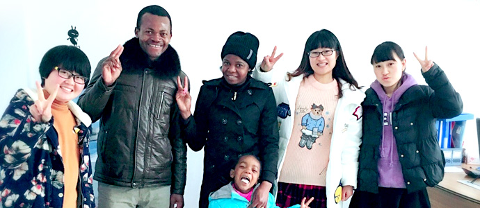 徐州巨力工具在非洲區(qū)域的第一家代理在津巴布韋正式入駐。